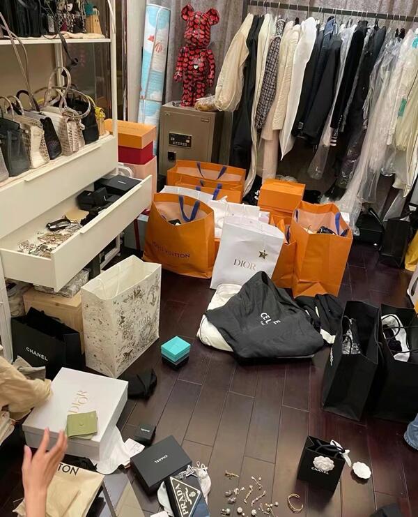 平阳县回收顶奢鞋服